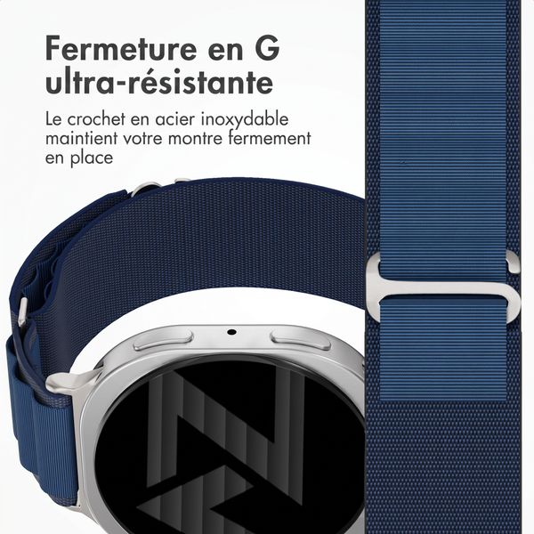Accezz Bracelet en nylon Alpine Samsung Galaxy Watch 9 (40/44mm) / Watch 8 (40/44mm) / Classic (46mm) - Dark Blue