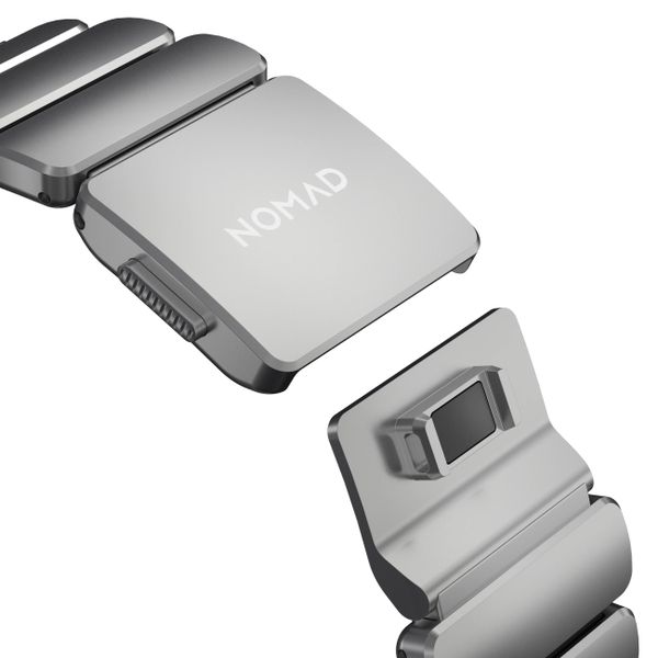 Nomad Bracelet Stratos Apple Watch | 44/45/46/49 mm - Black / Natural Titanium