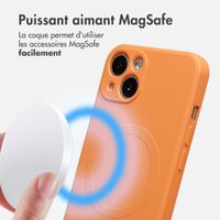imoshion Coque Couleur avec MagSafe Apple iPhone 13 - Orange