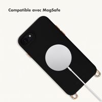Selencia Coque arrière Rivièra avec MagSafe avec crochets amovibles Apple iPhone SE (2022 / 2020) / 8 / 7 / 6(s) - Velvet Black