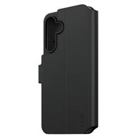 CARE by PanzerGlass Feature Wallet Case w. Kickstand avec MagSafe Samsung Galaxy A26 - Noir