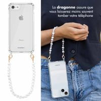 imoshion Coque avec dragonne + bracelet Apple iPhone SE (2022 / 2020) / 8 / 7 - Perles Cœurs