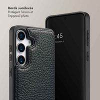 Selencia Coque de télephone Nova avec cordon et porte-cartes Samsung Galaxy S25 - Noir