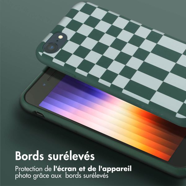 Selencia Coque design en silicone avec cordon amovible Apple iPhone SE (2022 / 2020) / 8 / 7 - Irregular Check Green