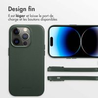 Accezz Coque arrière en cuir avec MagSafe Apple iPhone 14 Pro - Cedar Green