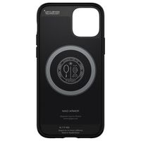 Spigen Coque arrière MagSafe Armor Apple iPhone 12 (Pro) - Noir