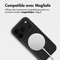 Accezz Coque arrière Edge avec MagSafe Apple iPhone 18 Pro / 17 Pro - Noir