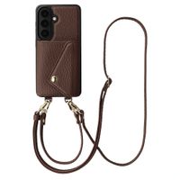 Selencia Coque de télephone Sera avec cordon et porte-cartes enveloppe Samsung Galaxy S26 - Chocolate Brown