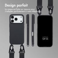 Selencia Coque silicone avec cordon amovible Apple iPhone 17 Pro - Noir