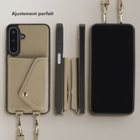 Selencia Coque de télephone Sera avec cordon et porte-cartes enveloppe Samsung Galaxy A17 (5G) / (4G) - Taupe