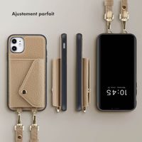 Selencia Coque de télephone Sera avec cordon et porte-cartes enveloppe Apple iPhone 11 - Taupe