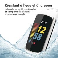 imoshion Bracelet sport en silicone avec boucle Fitbit Charge 5 / 6 - Blanc