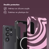 Selencia Coque arrière Vivid avec MagSafe Samsung Galaxy S26 Ultra - Wavy Swirl Pink Plum