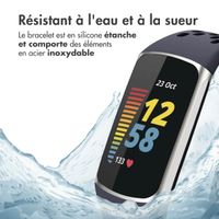 imoshion Bracelet sport en silicone avec boucle Fitbit Charge 5 / 6 - Bleu foncé