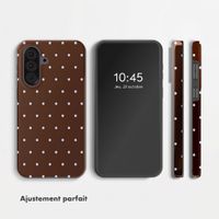 Selencia Coque arrière Vivid Samsung Galaxy A37 (5G) - Happy Dots Chocolate