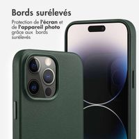 Accezz Coque arrière en cuir avec MagSafe Apple iPhone 14 Pro Max - Cedar Green