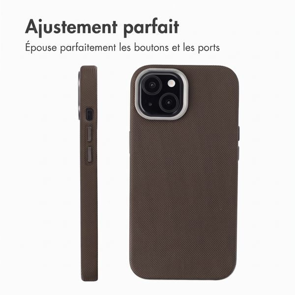 Accezz Coque arrière Mesh avec MagSafe Apple iPhone 15 - Marron