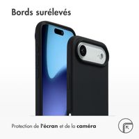 Accezz Coque Liquid Silicone avec MagSafe Apple iPhone Air - Noir