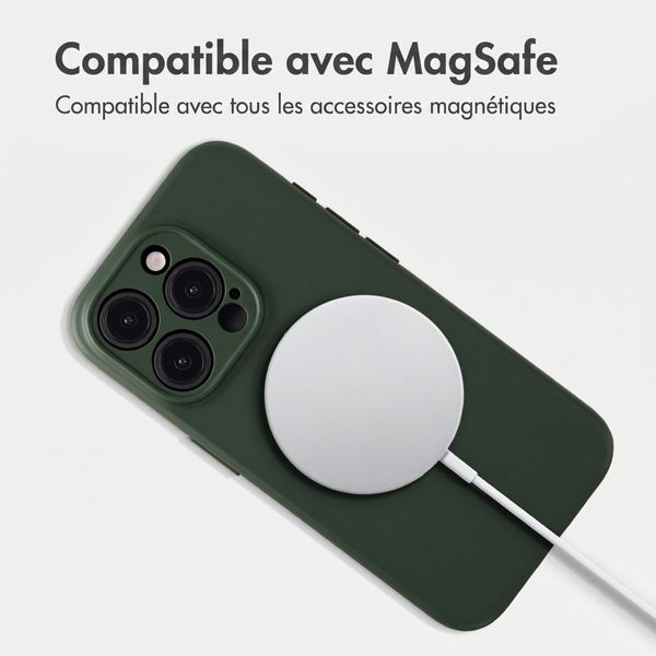Accezz Coque Grip avec MagSafe Apple iPhone 15 Pro - Vert foncé