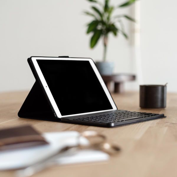 Accezz Étui de tablette Bluetooth Clavier Samsung Galaxy Tab S10 Plus / Tab S9 FE Plus / Tab S9 Plus - QWERTY / NL - Noir