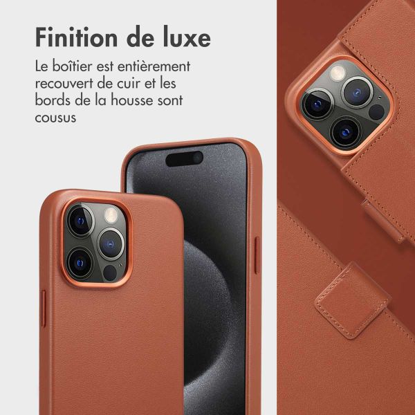 Accezz Étui de télephone portefeuille en cuir 2-en-1 avec MagSafe Apple iPhone 15 Pro Max - Sienna Brown
