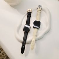 Burga Bracelet en cuir véritable Apple Watch | 38/40/41/42 mm - Buttermelt / Silver