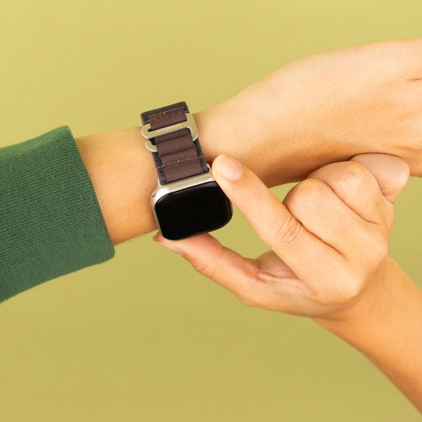 imoshion Bracelet en nylon Alpine Apple Watch | 38/40/41/42 mm - Indigo