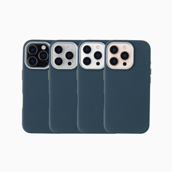 Accezz Coque arrière Mesh avec MagSafe Apple iPhone 16 Pro - Bleu foncé