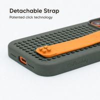 Callbuddy Coque avec strap Apple iPhone 17 Pro - Camo Orange