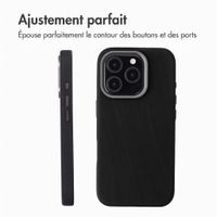 Accezz Coque arrière Mesh avec MagSafe Apple iPhone 15 Pro - Noir