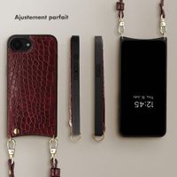 Selencia Coque de télephone Nova Croco avec cordon et porte-cartes Apple iPhone 17e / 16e - Choco Brown