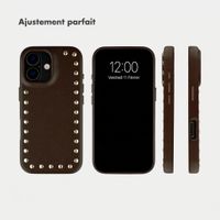 Selencia Coque arrière Studs avec MagSafe Apple iPhone 17 - Cacao Crush