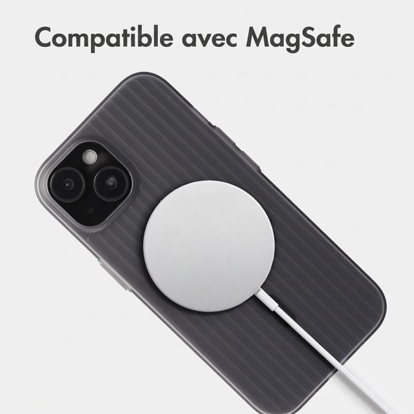 Accezz Coque arrière Lite avec MagSafe | Fluted | Apple iPhone 15 - Gris