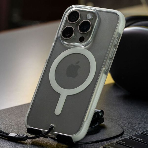 BodyGuardz Coque Ace Pro MagSafe Apple iPhone 16 Pro Max - Clear / White