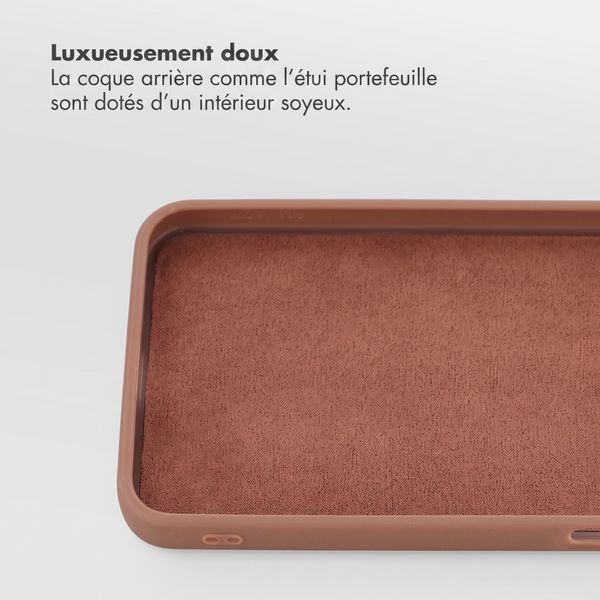 Accezz Coque portefeuille Edge amovible avec MagSafe Samsung Galaxy A27 (5G) - Marron