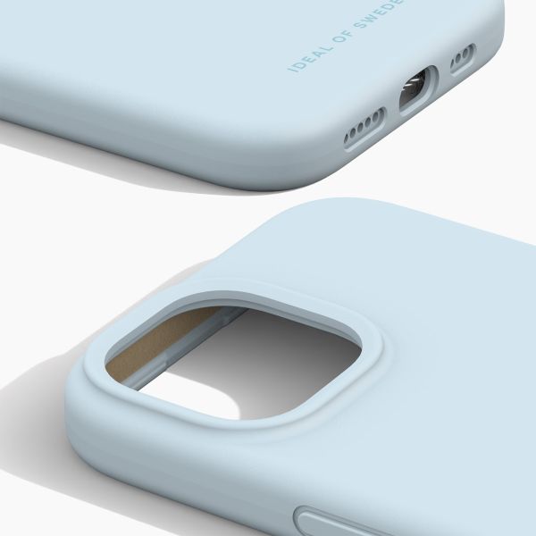 iDeal of Sweden Coque Silicone Apple iPhone 17e / 16e / 15 / 14 / 13 - Light Blue