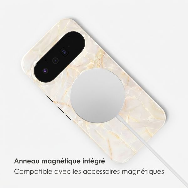 Selencia Coque arrière Vivid avec MagSafe Google Pixel 11 - Golden Beige Marble