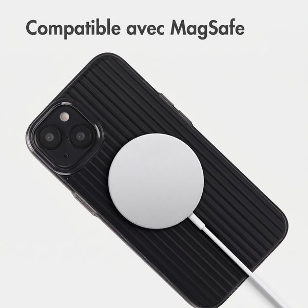 Accezz Coque arrière Lite avec MagSafe | Fluted | Apple iPhone 14 - Noir