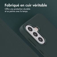 Accezz Coque arrière en cuir avec MagSafe Samsung Galaxy A57 (5G) - Cedar Green