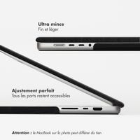 Selencia Coque en velours Apple MacBook Pro 16 pouces (2021 / 2023 M3 / 2024 M4 / 2026 M5) - Noir