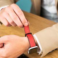 imoshion Bracelet en cuir véritable Apple Watch | 38/40/41/42 mm - Rouge