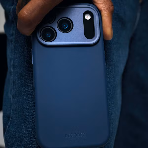 Decoded Coque en silicone MagSafe Apple iPhone 17 Pro Max - True Navy