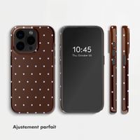 Selencia Coque arrière Vivid avec MagSafe Apple iPhone 15 Pro - Happy Dots Chocolate