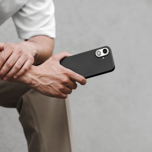 Woodcessories Coque Bio MagSafe Apple iPhone 16 - Noir