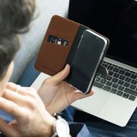 Selencia Étui portefeuille en cuir véritable Samsung Galaxy S21 Plus - Marron clair