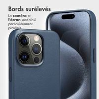 Accezz Étui de télephone portefeuille en cuir 2-en-1 avec MagSafe Apple iPhone 15 Pro - Nightfall Blue