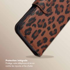 Selencia Étui de télephone portefeuille imprimé léopard Sabi Apple iPhone 16 - Mocha Brown