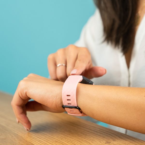 imoshion Bracelet silicone Fitbit Charge 3 / 4 - Rose