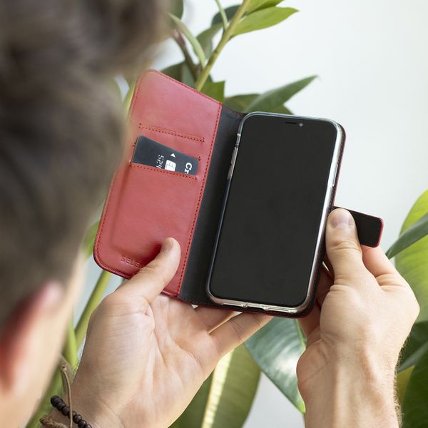 Selencia Étui portefeuille en cuir véritable Samsung Galaxy S21 - Rouge
