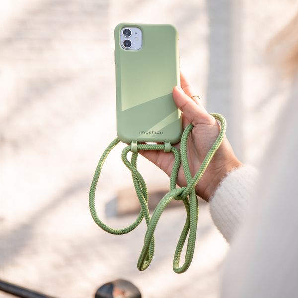 imoshion Coque de couleur avec cordon amovible Apple iPhone SE (2022 / 2020) / 8 / 7 - Vert